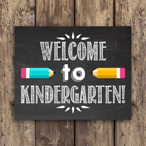 Description of Kindergarten welcome signs