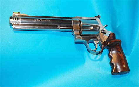 Largest Pistol in the World Gallery