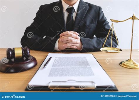 Lawyer providing advice to client