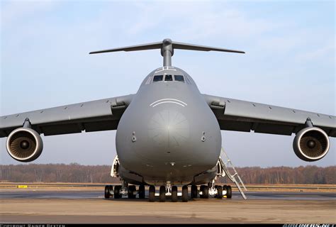 Lockheed C-5