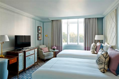 Luxury Hotel Rooms