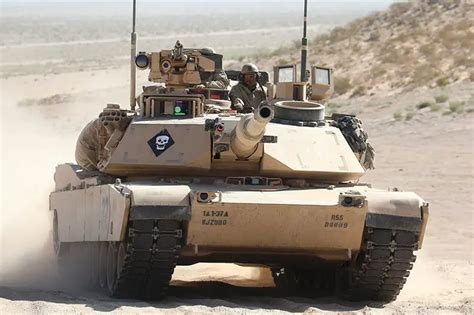 M1 Abrams tank transmission system