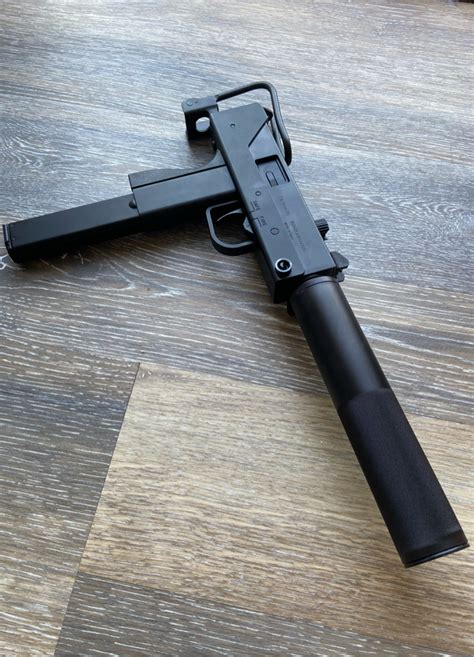 MAC-11 and Uzi Gallery Image 1