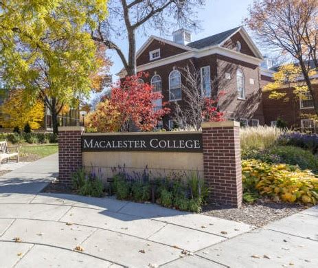 Macalester Academic Calendar Gallery