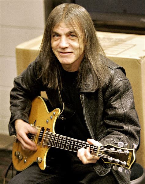 Malcolm Young Playing Riff