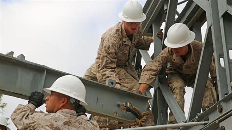 Marine Corps engineers in training