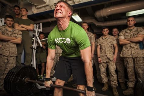 Marine Weightlifting