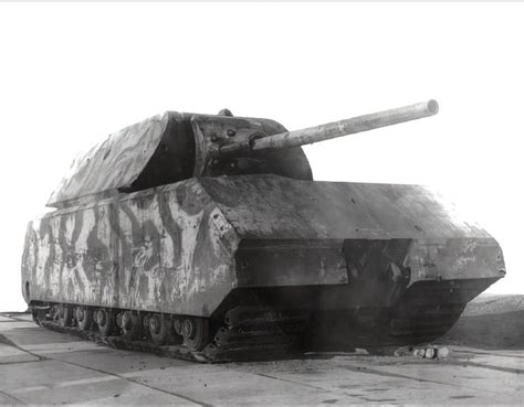 Maus WW2 Tank