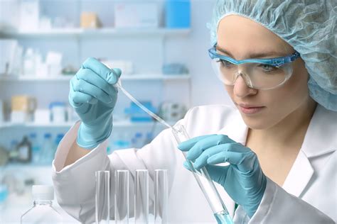 Medical Laboratory Specialist working in a lab