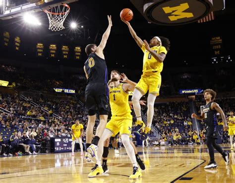 Michigan Basketball Updates