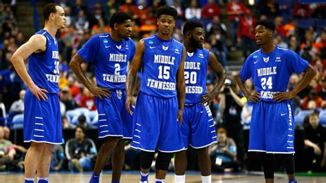 Middle Tennessee basketball team in action