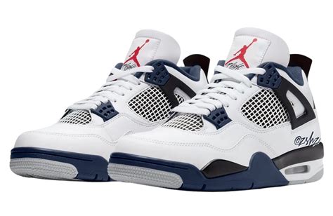 Midnight Navy 4s