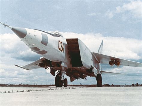 MiG-25RB Fighter Jet