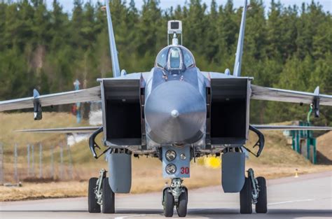 Upgraded MiG-31 with modern avionics