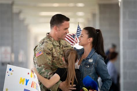 A military family during a homecoming