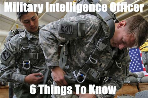 Military officers in intelligence