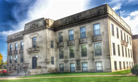 Mille Lacs Courthouse