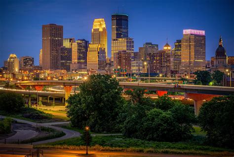 Sunset over the Minneapolis skyline