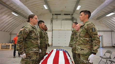 National Guard members in disaster relief