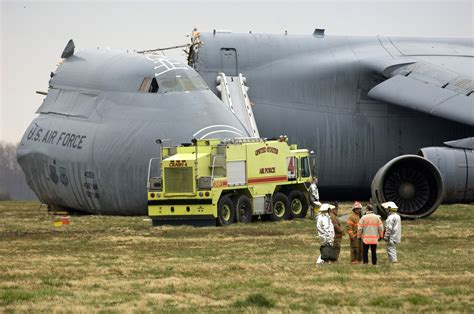 Navy Aircraft Crashes Image 5