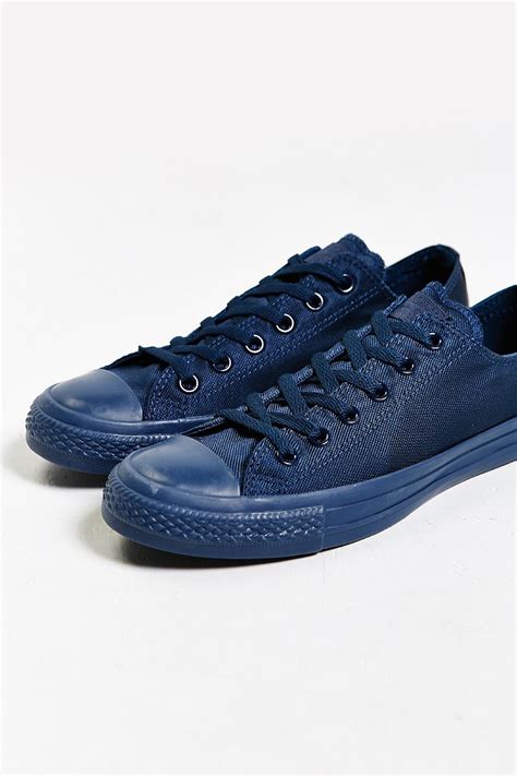 Benefits of navy blue Converse shoes