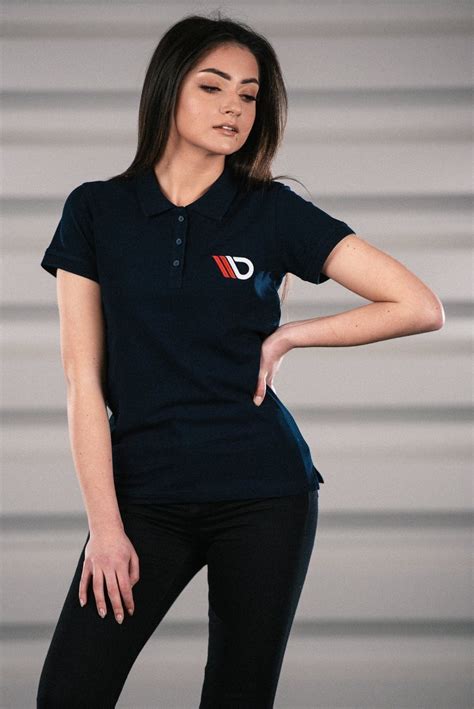 Navy Blue Polo Shirt Outfit Ideas for Women