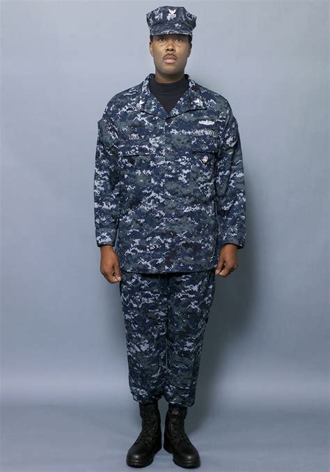 Components of Navy Uniforms