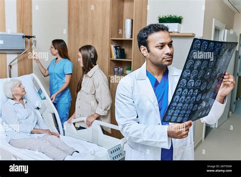 A neurologist working in a hospital