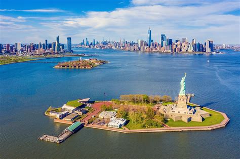 New York Harbor Manhattan