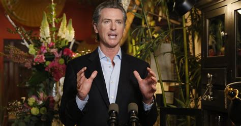 Gavin Newsom signs an executive order