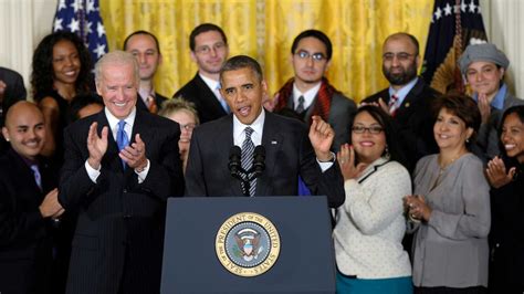 A photograph of Obama speaking about immigration reform