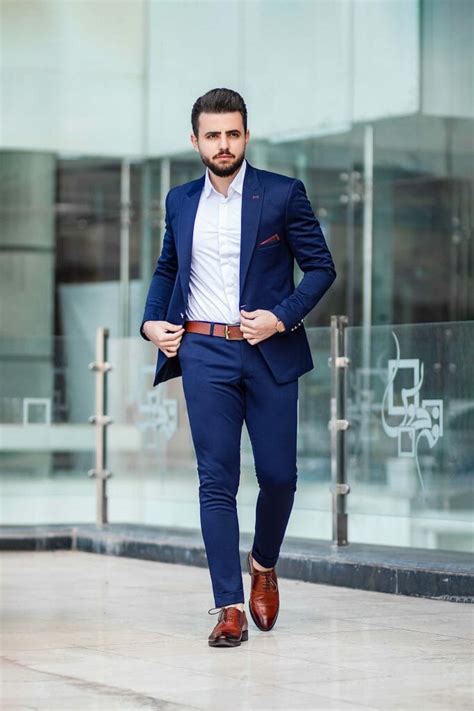 Occasions to wear a navy blue suit with black shoes