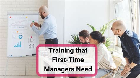 Old Navy management training programs