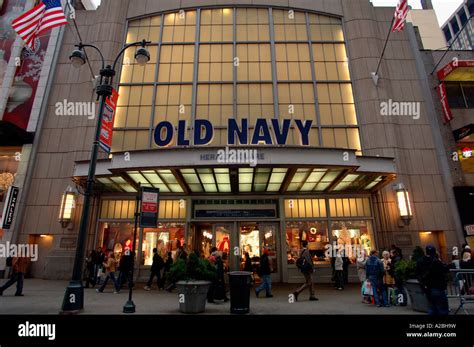 Old Navy store exterior