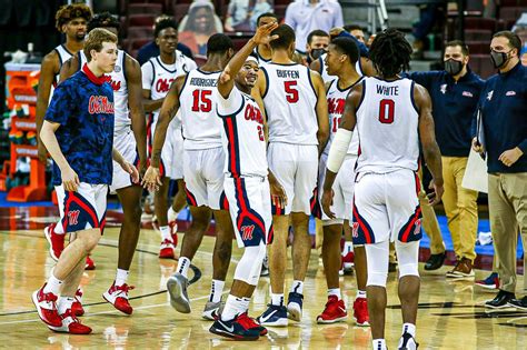 Ole Miss Basketball Players