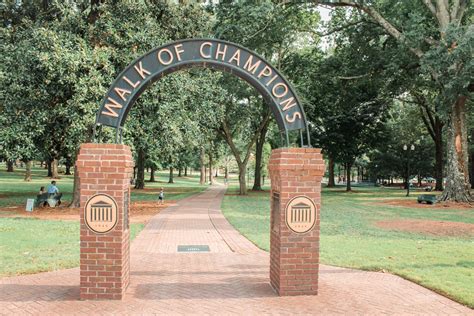 Ole Miss Basketball Tradition