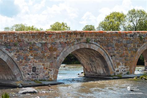 Pentagonal bridges and engineering