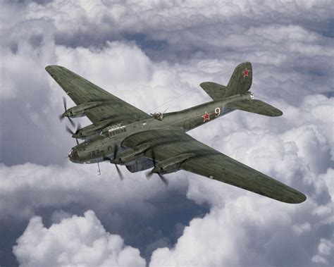 Petlyakov Pe-8