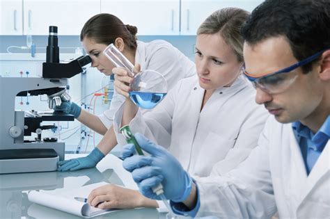 Pharmaceutical Research Scientist Career