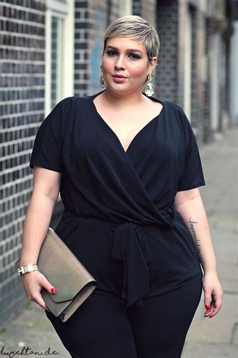 Plus-size women short haircuts