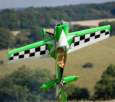 RC Airplane Aerobatics