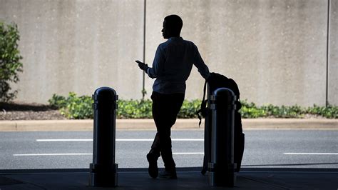 Reagan National Airport Ride-Hailing Pickup