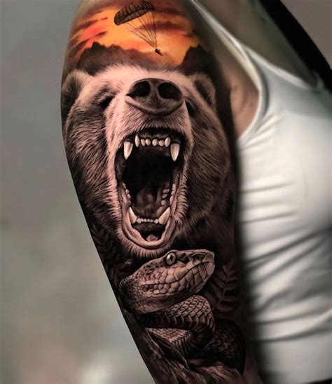 Realistic animal tattoos on the arm