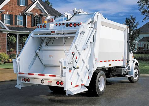 Recycling Truck Image