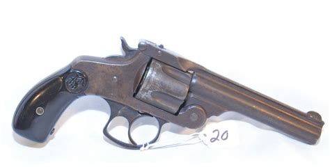 Revolver Caliber 5