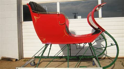 Santas Sleigh History