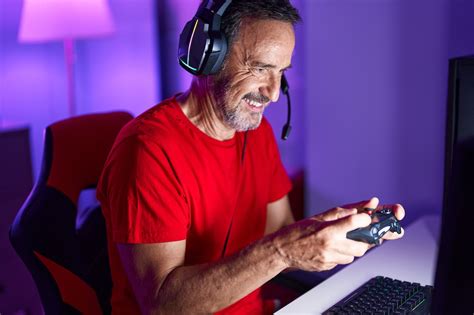 Senior gaming and entertainment