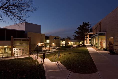 Shawnee Mission Schools Timeline Image 9