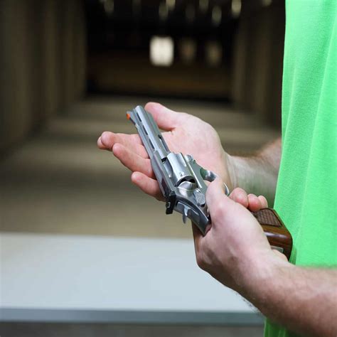 As a beginner, it's essential to follow proper safety protocols and techniques when shooting a revolver