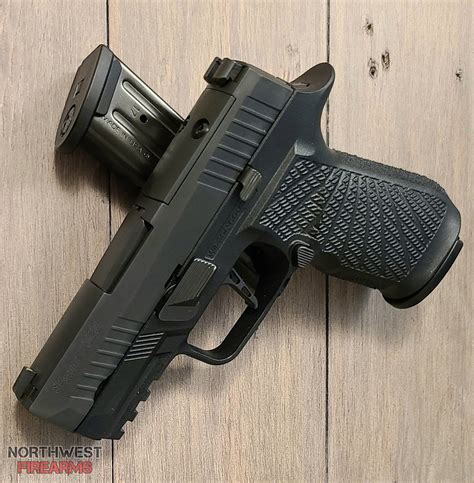 Sig P320 Compact Slide